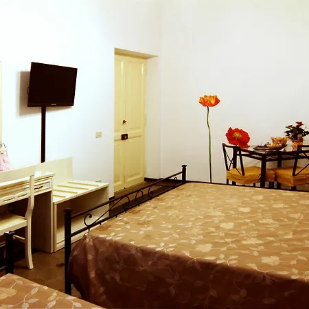 Al 138 Town House Konukevi 3*